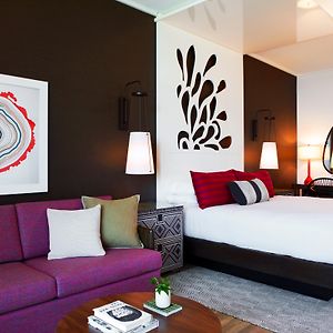 Essential Room